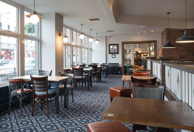 Pilgrims Progress Wetherspoon ベドフォード エクステリア 写真